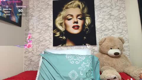 Mariana online show from October 14, 6:11 pm