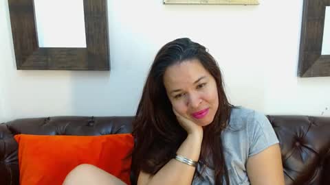 L I Z  E T H   online show from December 21, 9:10 pm