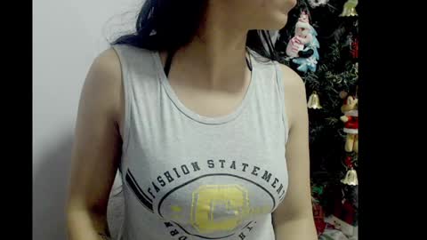 lizz1305 online show from December 10, 3:22 pm