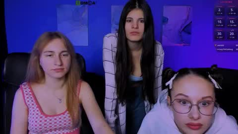 lizzie_boom online show from November 29, 8:27 pm