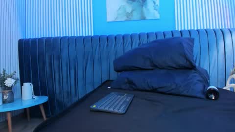 Snapshot of lizzievan chatting on September 11, 1:34 pm Lizzie Evan online show from September 11, 1:34 pm