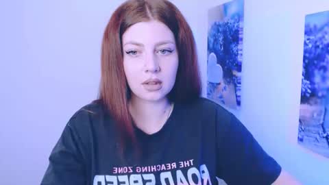 Lizzy3 online show from October 25, 7:03 pm