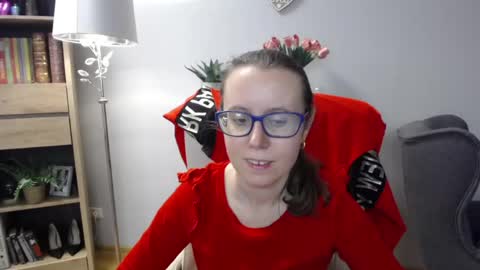 Lizzy online show from March 24, 5:24 am