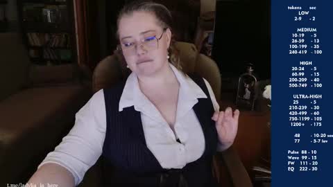 Lia online show from March 6, 5:56 pm