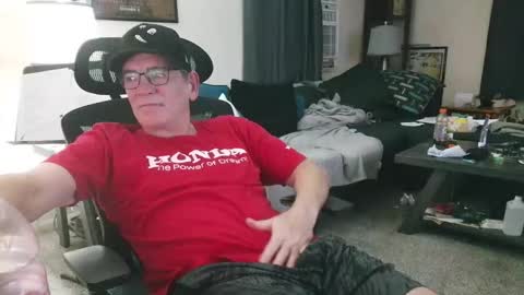 LongDick Daddy online show from November 9, 10:34 pm