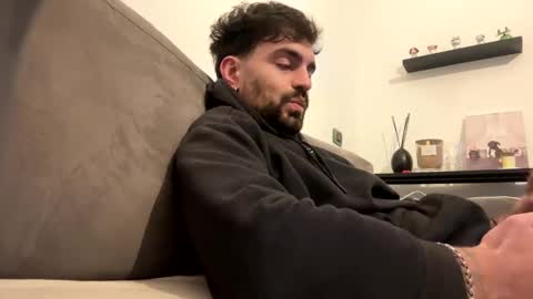 lnnc5 online show from December 16, 2:23 pm