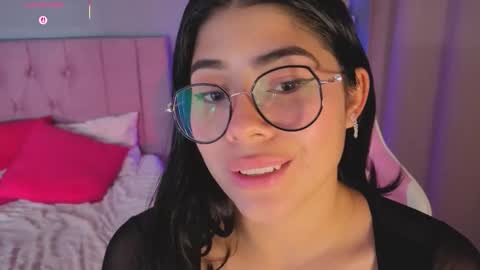 Pamela online show from December 4, 1:00 pm