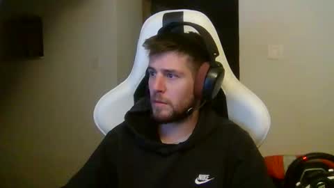 lobo online show from November 22, 11:35 pm