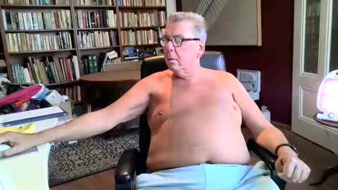 Loebet online show from April 15, 2:09 pm