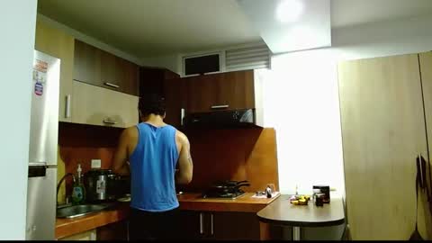 Loganandrwz online show from February 13, 2:15 am