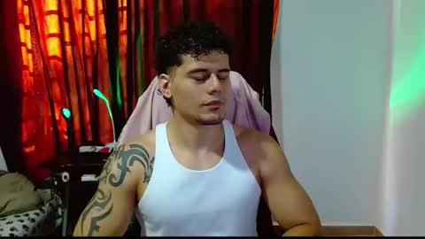 Loganandrwz online show from March 26, 8:36 pm