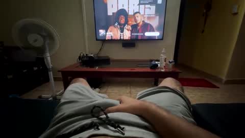 logandaimond online show from January 11, 5:57 am