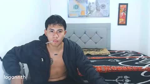 logannthh online show from January 5, 5:09 pm