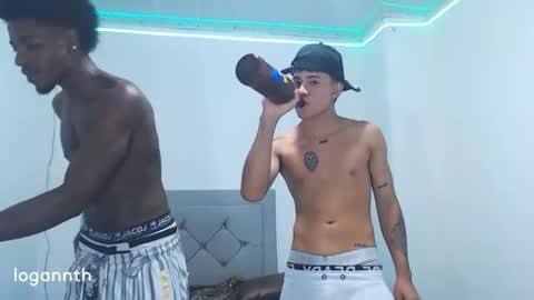 logannthh online show from December 24, 6:33 am