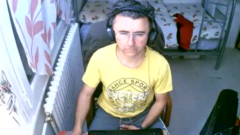 lokoum39 online show from April 24, 9:28 pm