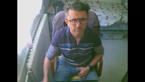 lokoum39 online show from April 30, 10:31 am