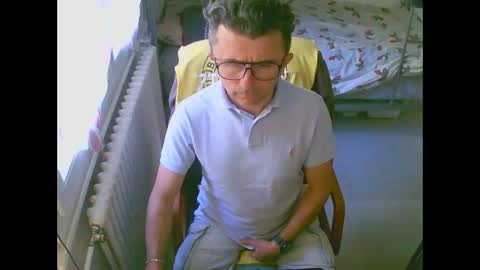 lokoum39 online show from April 27, 5:32 pm