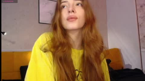 Lola online show from April 3, 4:03 pm