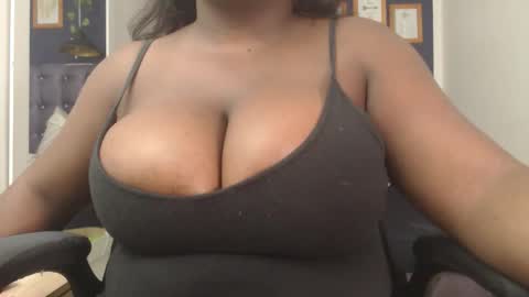 lola_honney online show from January 6, 3:10 am