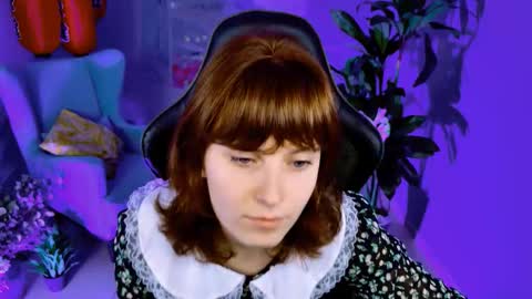 Snapshot of lolaasmus chatting on September 23, 5:12 am I consider myself the god Loki but life just calls me LOL online show from September 23, 5:12 am