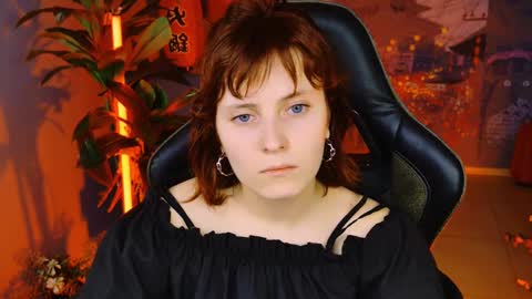 Snapshot of lolaasmus chatting on March 10, 3:09 pm I consider myself the god Loki but life just calls me LOL online show from March 10, 3:09 pm