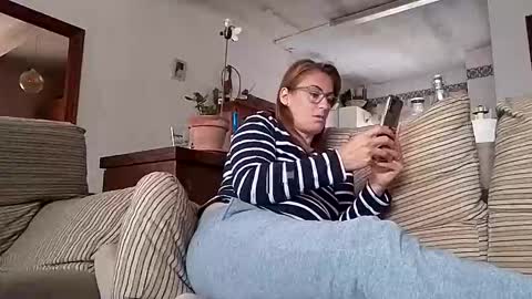 LOLA HUESO y ERIC online show from October 17, 9:57 am