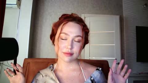 Snapshot of lolamint_ chatting on September 21, 12:09 pm Lola online show from September 21, 12:09 pm