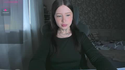 Snapshot of lonalye chatting on September 27, 10:13 am lona online show from September 27, 10:13 am