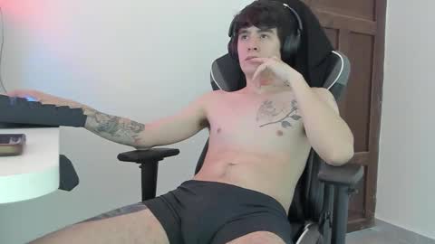 Kevin online show from October 14, 3:04 pm