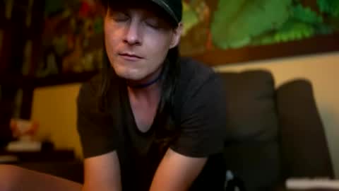 Nobody online show from December 2, 10:35 am