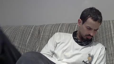 Alejandro Rulitos Twitter longnight55 Intagram 5longnight5 online show from February 1, 7:55 pm