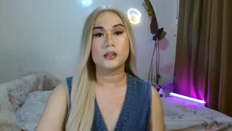 Snapshot of longoria_crawford chatting on October 4, 2:37 pm My Lover Dadddy roberto online show from October 4, 2:37 pm