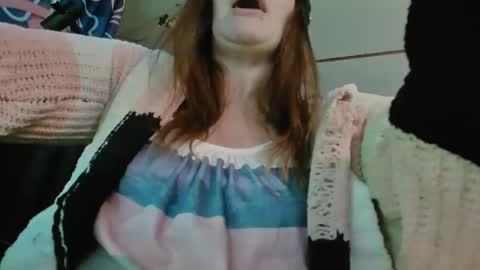 Londoncashmere69  online show from March 4, 11:32 pm