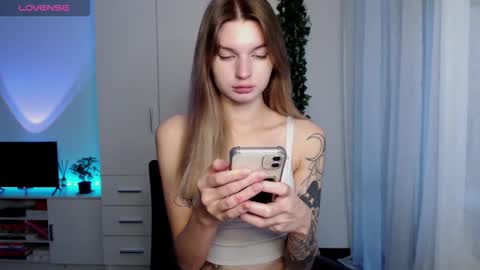 Snapshot of lookoluna chatting on October 16, 12:27 pm Luna online show from October 16, 12:27 pm