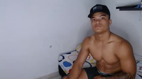 Dominic online show from November 28, 2:24 pm