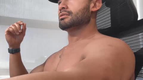 Cale online show from March 1, 10:58 pm