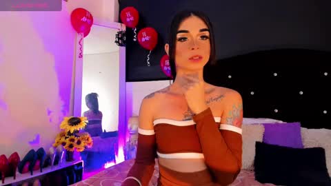 lesly lorena online show from February 16, 1:25 am