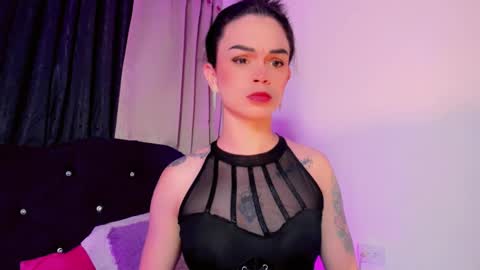 lesly lorena online show from November 18, 3:20 am