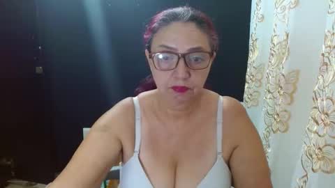 Lorena.. online show from October 3, 7:55 pm