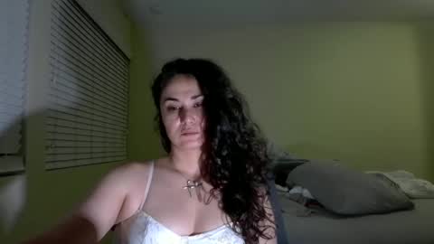 Snapshot of lorenlovely chatting on September 17, 5:22 am lorenlovely online show from September 17, 5:22 am