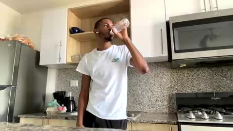 lorenzo17a online show from December 29, 3:46 pm