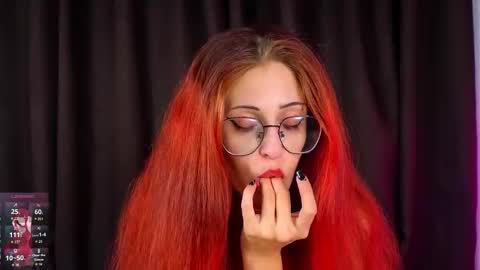 Snapshot of loretta_martinez chatting on October 14, 9:29 pm loretta_martinez online show from October 14, 9:29 pm