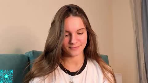 Snapshot of lorettadunnelli chatting on September 26, 5:43 pm Chloe for Fan BlackHole online show from September 26, 5:43 pm