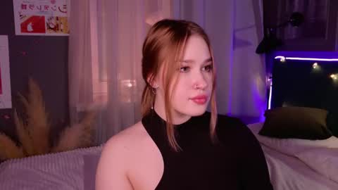 Lori online show from March 1, 8:53 pm