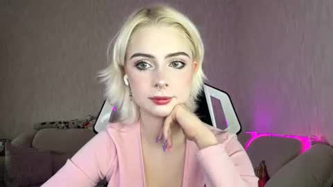 Isabel online show from November 17, 10:07 am