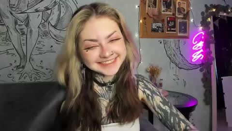 Snapshot of lostallice chatting on March 10, 5:11 am lostallice online show from March 10, 5:11 am