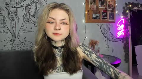 Snapshot of lostallice chatting on February 24, 5:22 am lostallice online show from February 24, 5:22 am