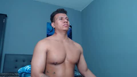 Snapshot of lothbrok_strong chatting on September 27, 1:03 am lothbrok online show from September 27, 1:03 am