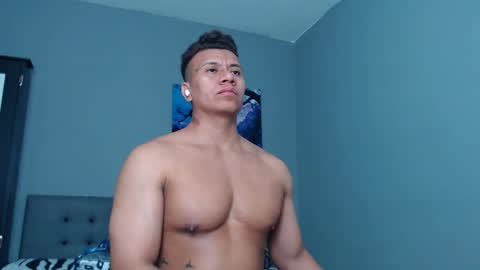 Snapshot of lothbrok_strong chatting on September 20, 1:52 am lothbrok online show from September 20, 1:52 am