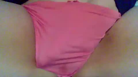 lottie_bee online show from March 3, 12:59 am